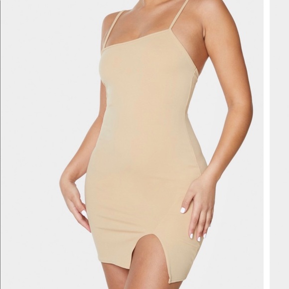 Dress - Picture 3 of 4